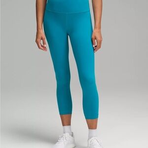 NWT Lululemon Wunder Train High-Rise Crop